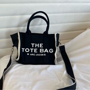Marc Jacobs the tote bag small